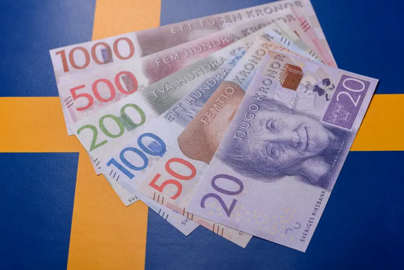 Svenska sedlar i valörerna 20, 50, 100, 200 och 500 kronor